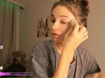 Freechat your__voice on Chaturbate