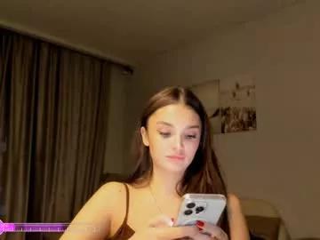 Freechat your__voice on Chaturbate