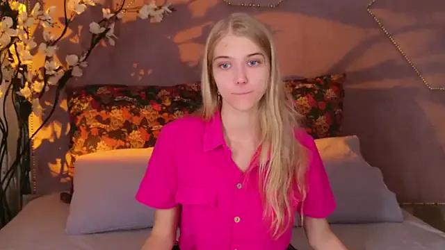 StripChat 4example_Chloe is Freechat 4example_Chloe — I'll tease you as much as possible.