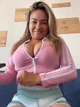 Freechat Afroditecash on StripChat
