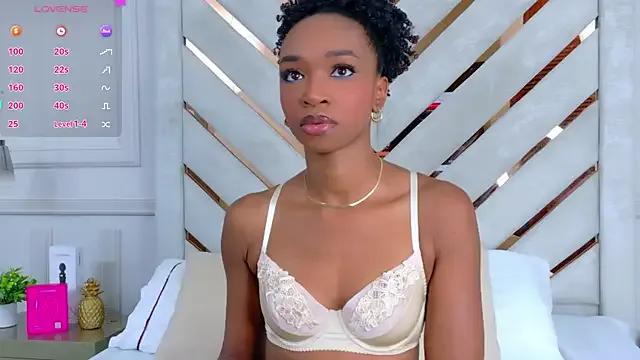 Freechat Agatha-Adams on StripChat