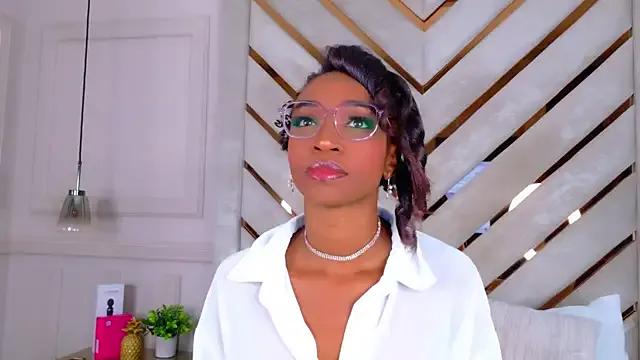 Agatha-Adams — Stand Up And Turn Around Sexy 