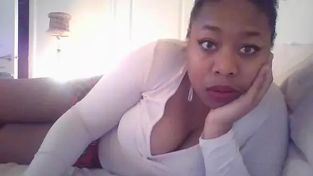 Freechat angeliquebelcali on StripChat