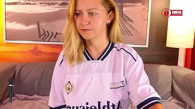 Freechat BigBoobsARRI on StripChat