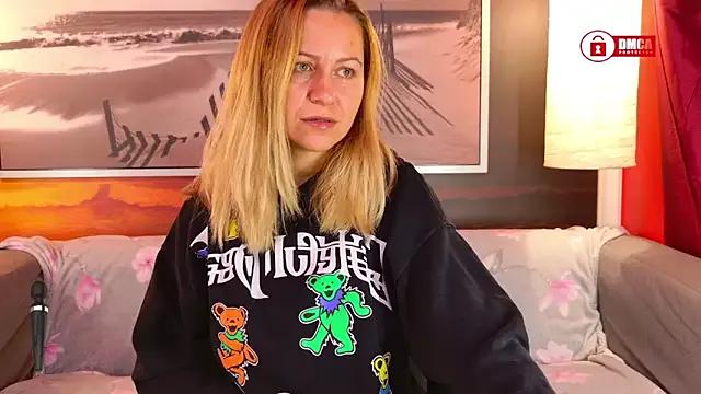 Freechat BigBoobsARRI on StripChat