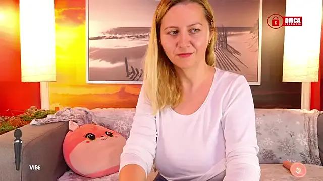 StripChat BigBoobsARRI is Private BigBoobsARRI — let's see what i hide under the clothes