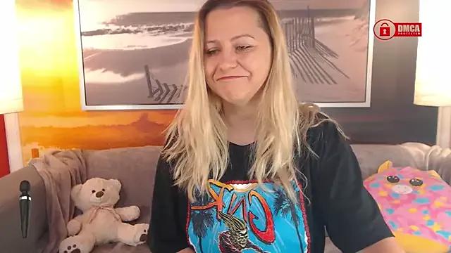 Freechat BigBoobsARRI on StripChat