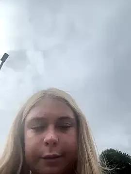 Freechat blairbella on StripChat