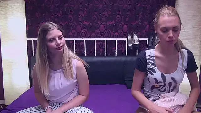 Freechat BlondeWitches on StripChat