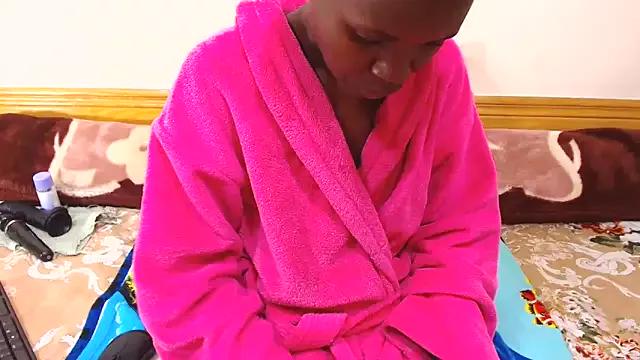 Freechat ChocolateClit on StripChat