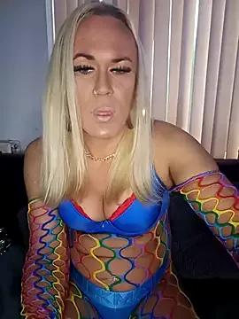 Connie_Pepper on StripChat 