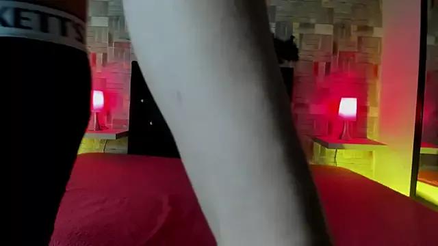 Freechat couple_lovelyds on StripChat