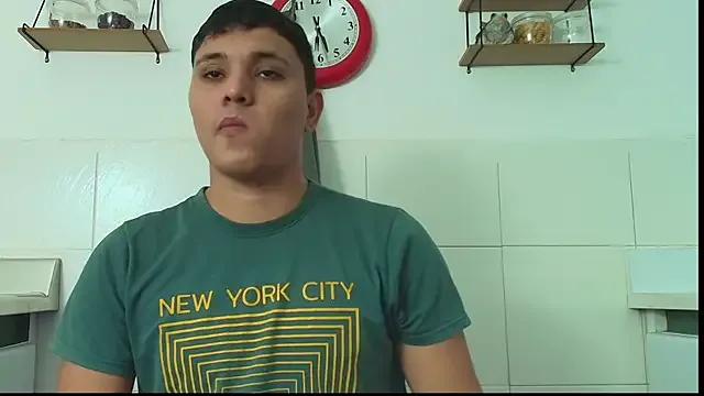 Freechat couple_lovelyds on StripChat