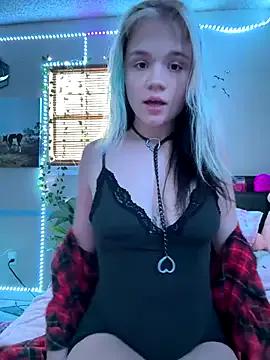 Freechat Cutiepiespanks on StripChat