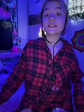 Freechat Cutiepiespanks on StripChat