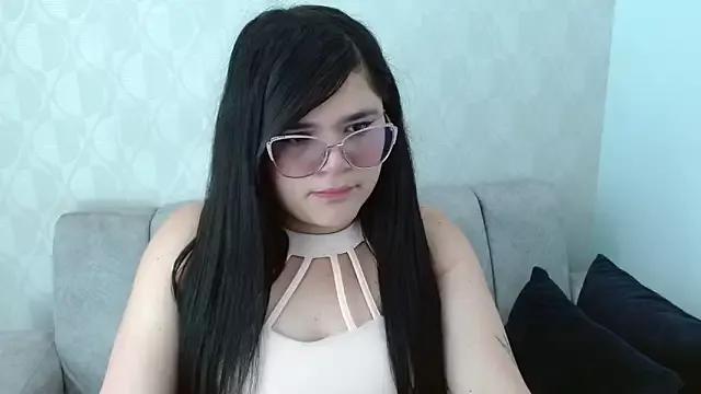 Freechat dayis_butera on StripChat
