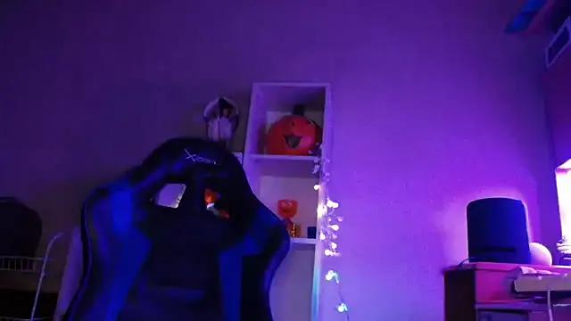 DirtyDi97 — Rub my clict + Close up