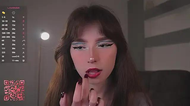 DreamyDaisy — under skirt view