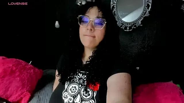 Freechat dulce_lf on StripChat