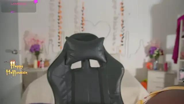 EmmaSanzz_ — Slow blowjob on knees