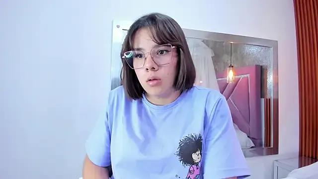 Freechat EmmaSulivan on StripChat