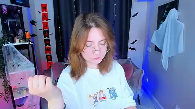 fairy_tara — Seduce with neck and collarbones