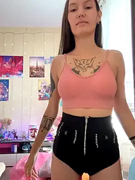 Freechat Heart_Ass on StripChat