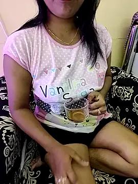 Freechat hoty_sonali on StripChat