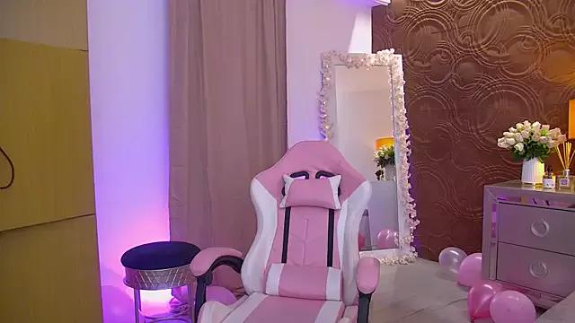 Freechat IrisMonn on StripChat