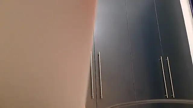 Freechat katt008 on StripChat