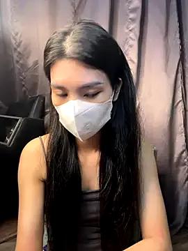 Ladygirrl22 — 5 Minuten lang masturbieren.