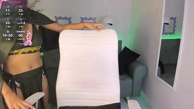 Freechat leila_whisper on StripChat