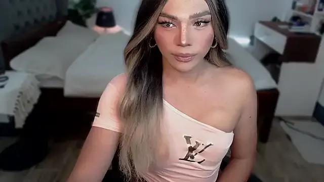 Freechat liaa_lurrecams on StripChat