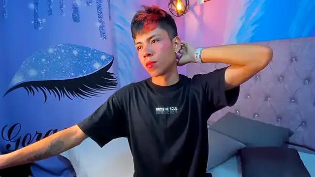 StripChat MaxiWildd is Freechat MaxiWildd — Completely naked for 5min