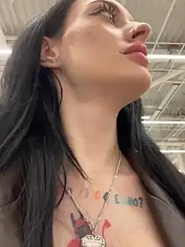 Freechat Melissa_crazy on StripChat