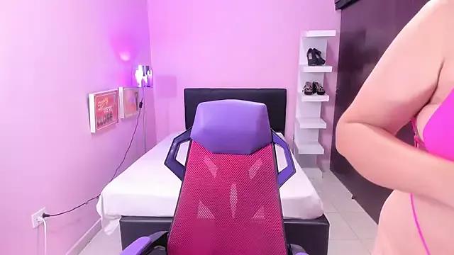 Private mommy_whore_slut on StripChat