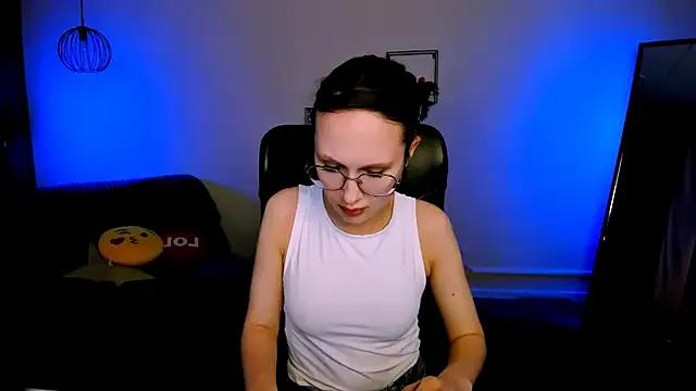 Freechat mona_cloud on StripChat