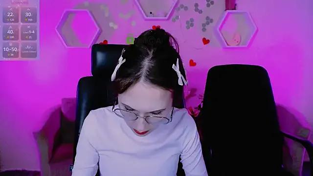 Freechat mona_cloud on StripChat