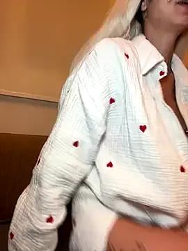 mrs_skinny_goddess — HI STELLA  + LT 2 VIDEOS