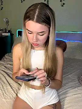 Freechat NastyaKiss1 on StripChat