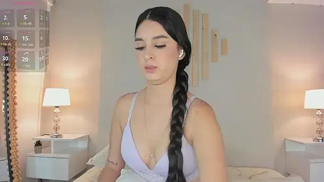 Freechat natachadiaz_ on StripChat