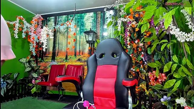 Freechat nickyminach_ on StripChat