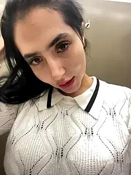 StripChat oh_nina is Freechat oh_nina — Fingers in my pussy