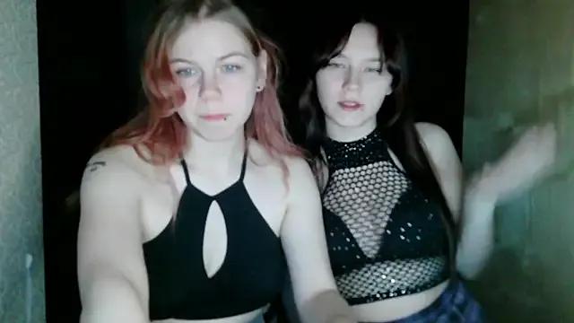 Poppy_sun on StripChat 
