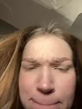 Freechat Porn_cornn on StripChat