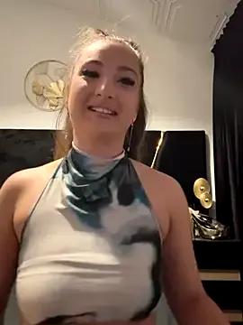 Freechat RebekaRose on StripChat