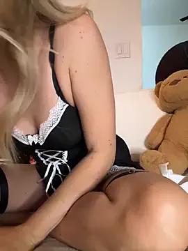rileylovesyou — Pussy close up