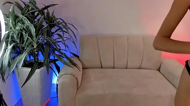 Freechat sara_gwen on StripChat