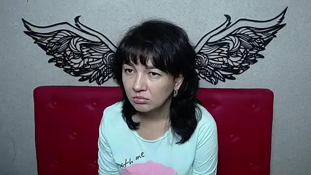 Freechat SelenaFly on StripChat