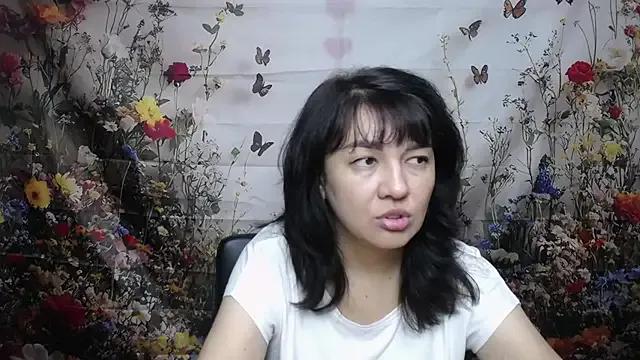 Freechat SelenaFly on StripChat